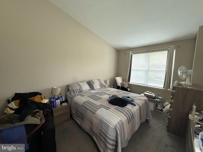 Building Photo - 8204 Tall Trees Ct
