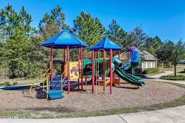 Building Photo - 84143 Swallowtail Dr