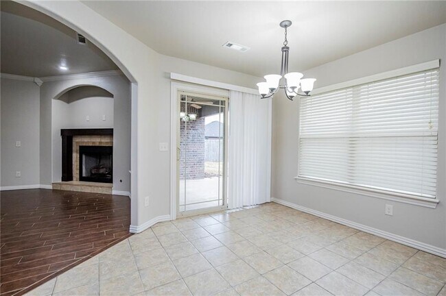 Building Photo - 6105 S 38th St