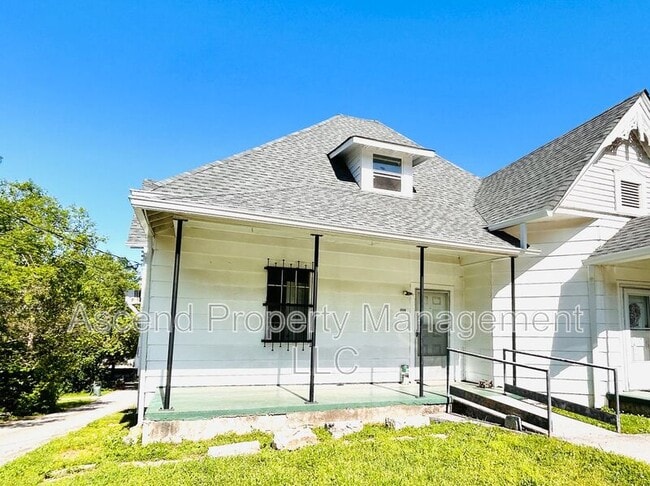 Primary Photo - 3503 Dodson Ave
