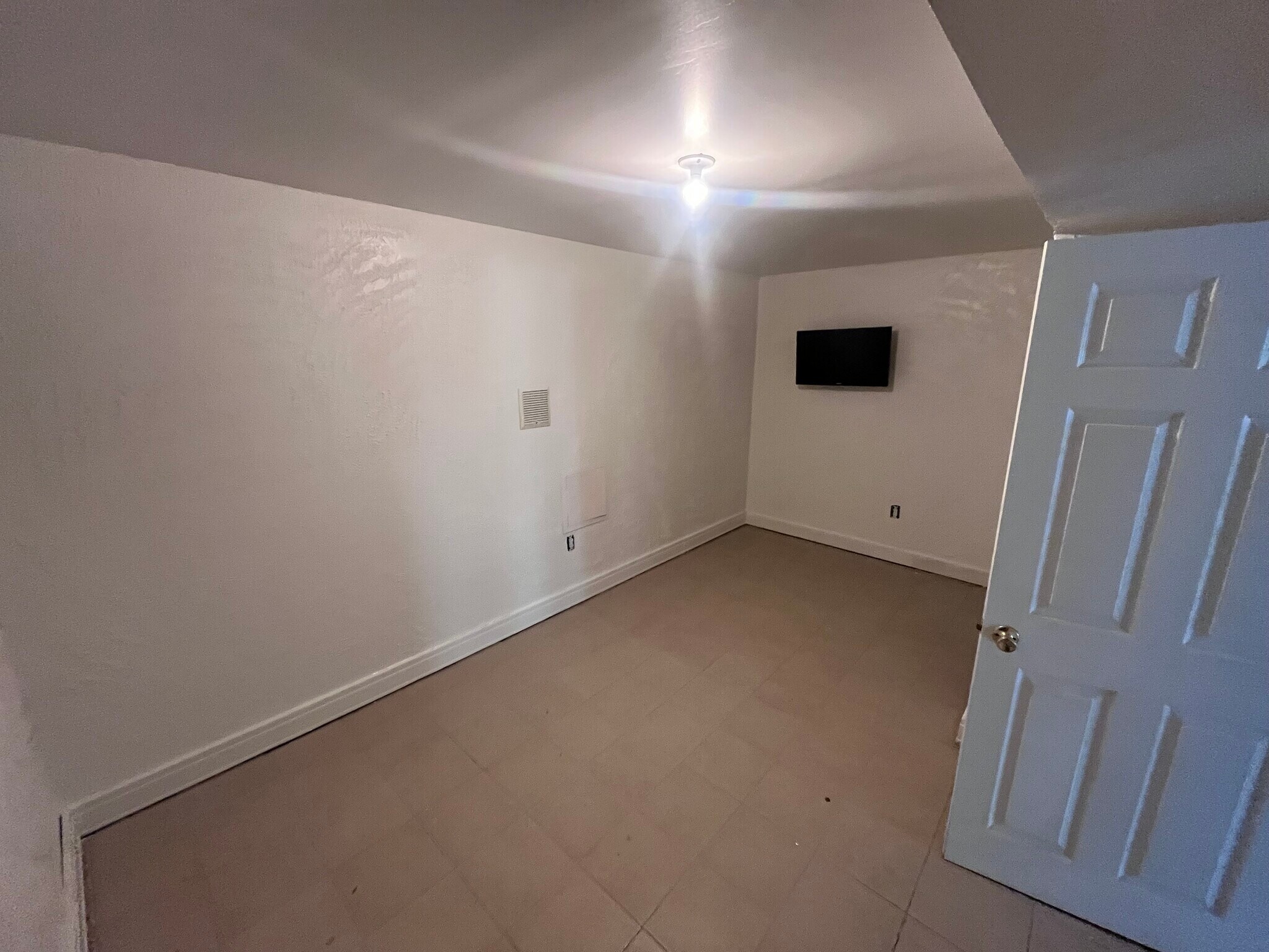 Building Photo - 14304 Fallsmere Cir