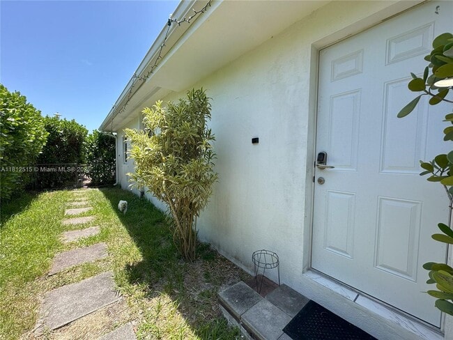 Building Photo - 85 NW 126th St