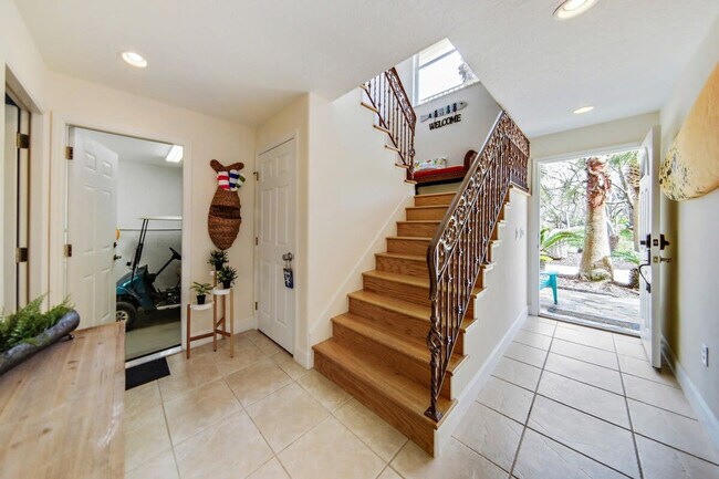 Building Photo - 24 Central Ave