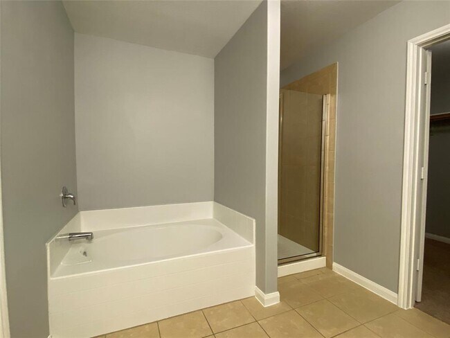 Building Photo - 20506 Humble Brook Dr