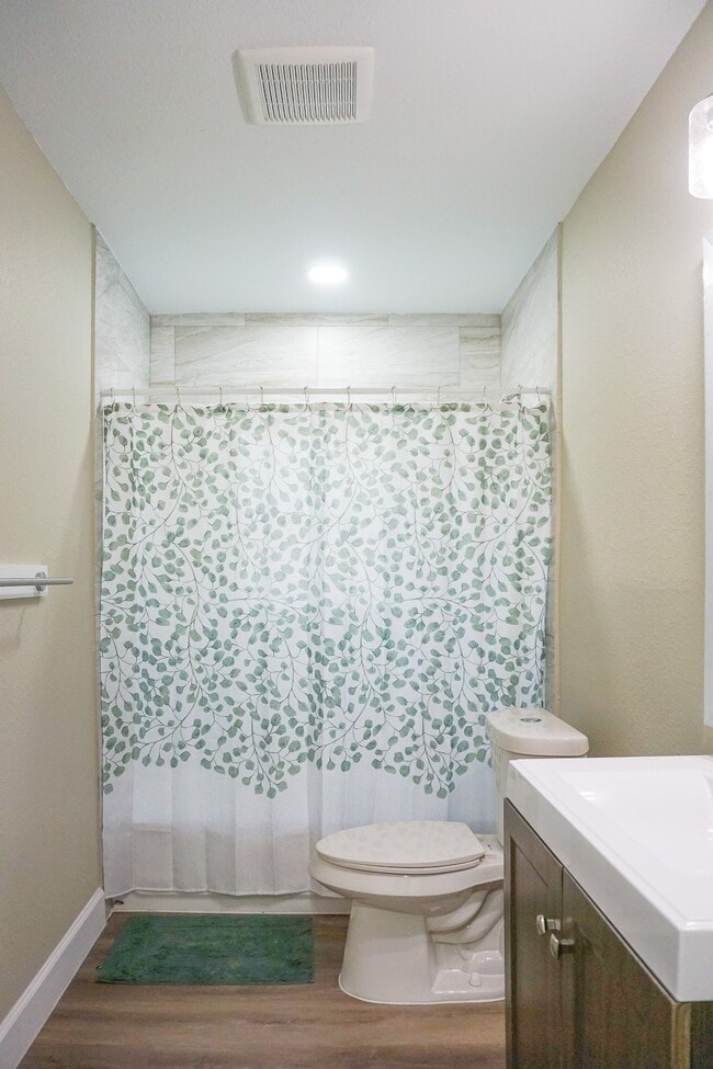 Building Photo - 3703 Market St