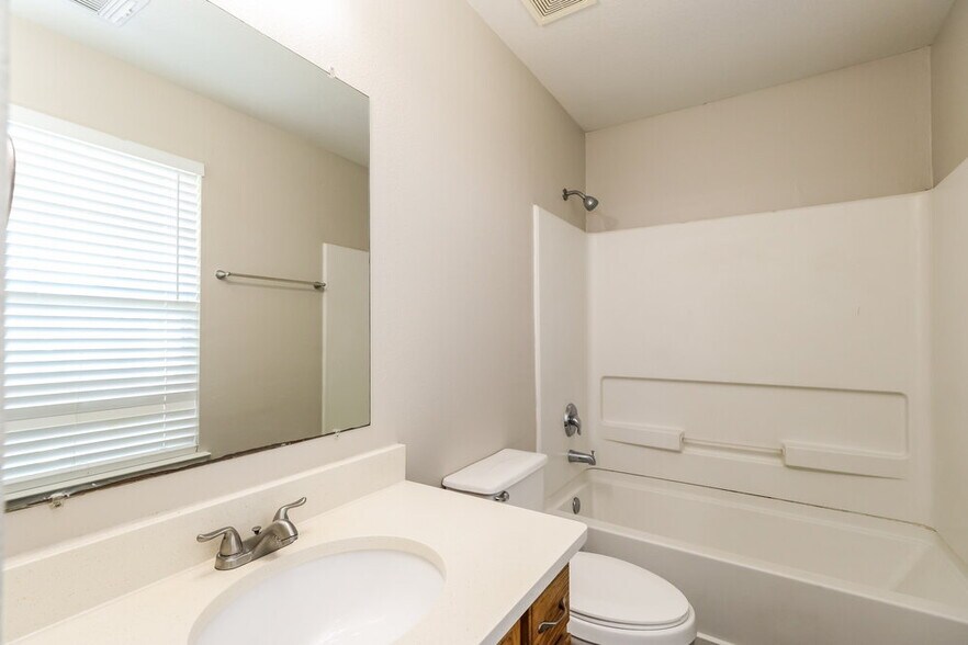 Building Photo - 1043 Verde Trails Dr