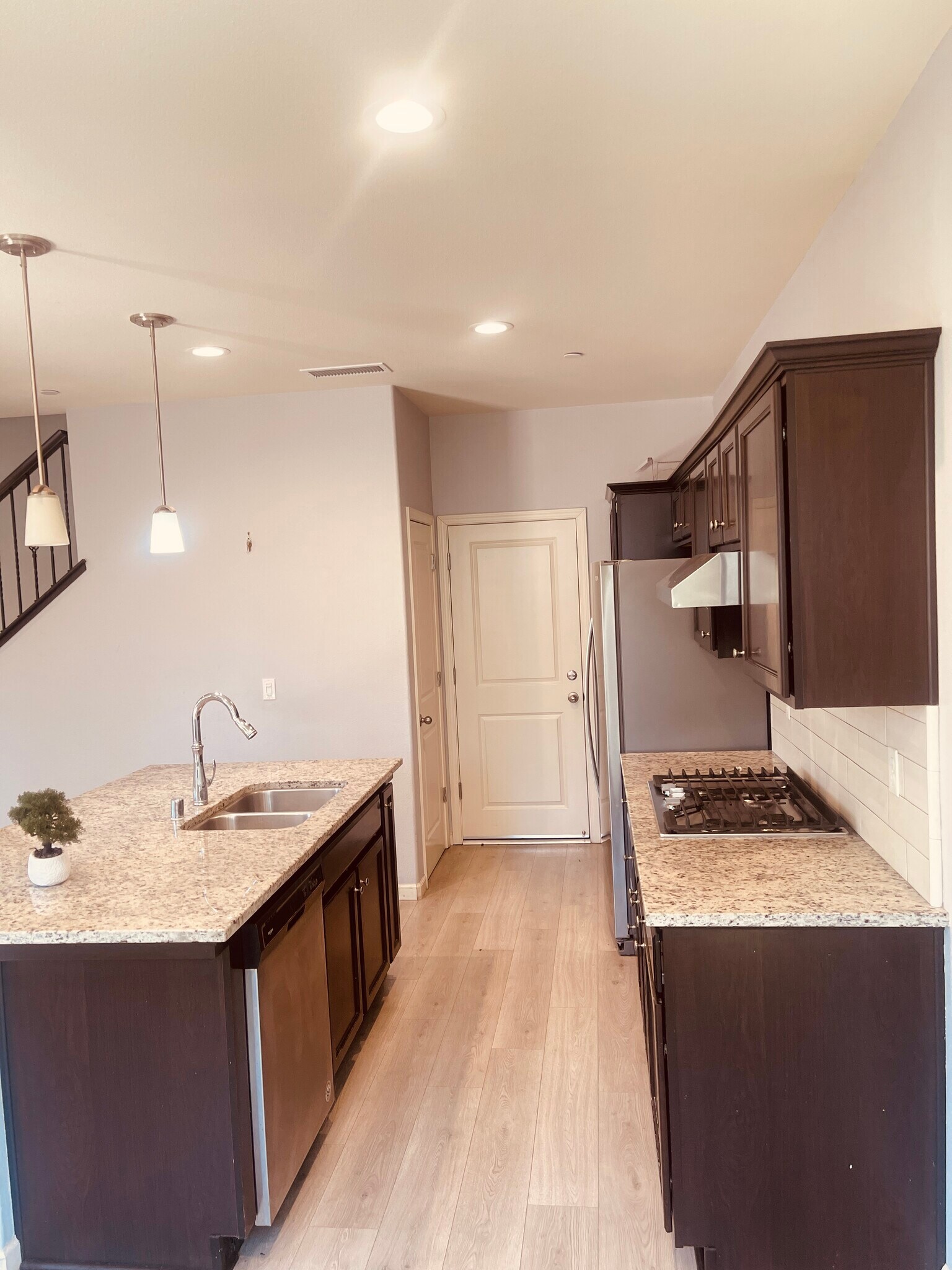 Building Photo - 6251 E Overlook Way