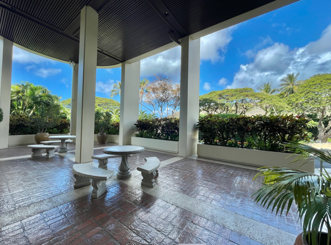 Building Photo - 6770 Hawaii Kai Dr