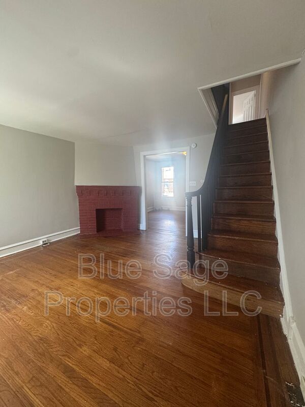 Building Photo - 80 Hartley Rd