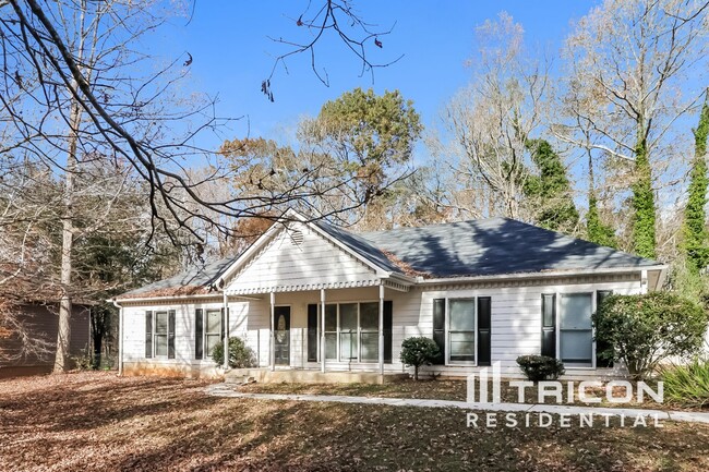 Primary Photo - 1619 Highland Ct