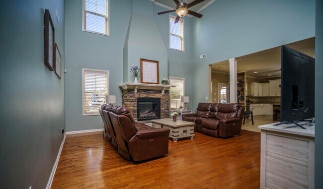 Building Photo - 205 Holmes Point Ct