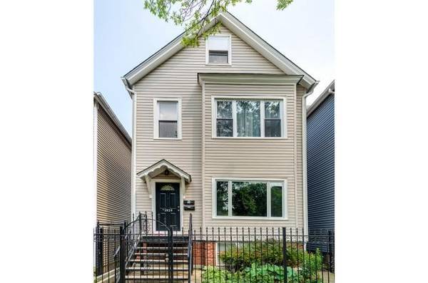 Building Photo - 1929 N Richmond St