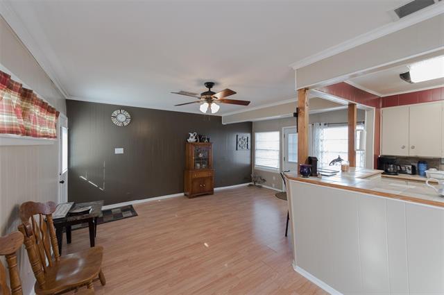 Building Photo - 221 W Burton St