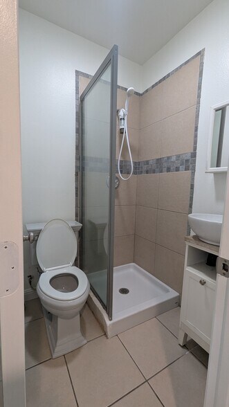 Building Photo - 392 West Center Ave