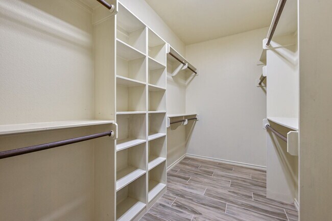 Building Photo - 4232 Rocky Rhodes Dr
