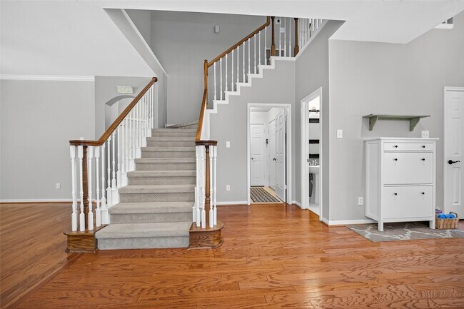 Building Photo - 4414 Ringrose Dr