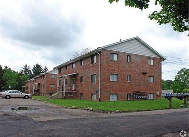 Building Photo - First Property Investments, LTD 3