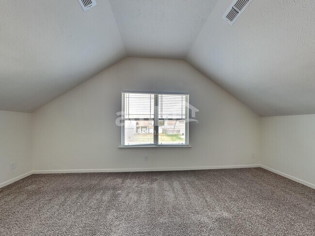 Building Photo - 123 Farmbrook Ct