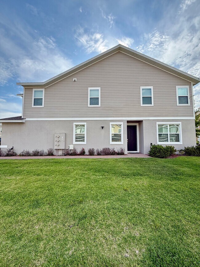 Building Photo - 34225 Rogallo Ln