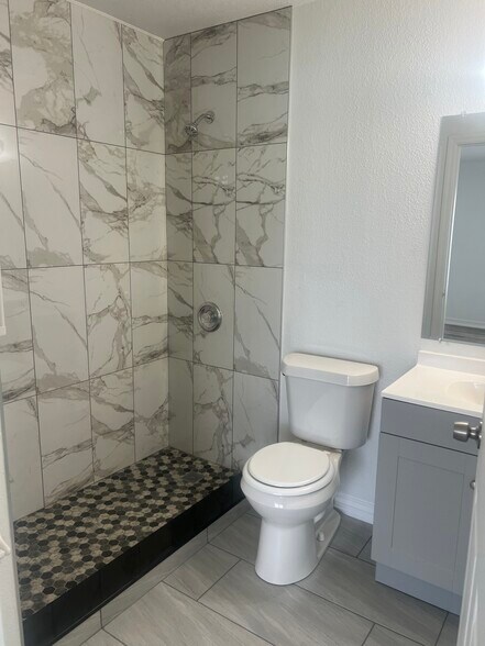 Building Photo - 10770 US Hwy 19 N