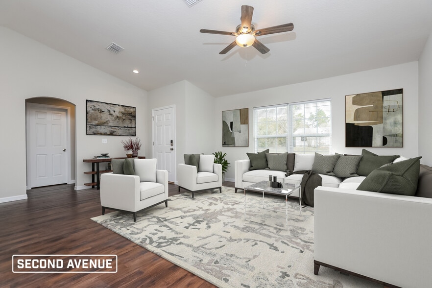 Building Photo - 2600 SW 152nd Ln