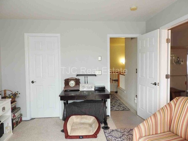 Building Photo - 8410 E 29th Ave