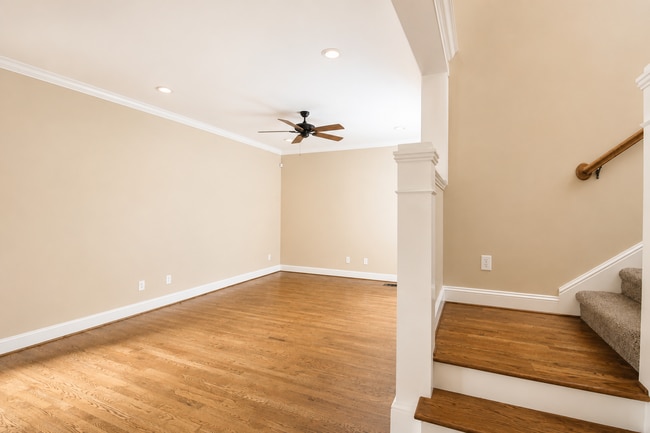 Building Photo - 2-Bedroom Townhome with Private Patio in the Heart of Cookeville