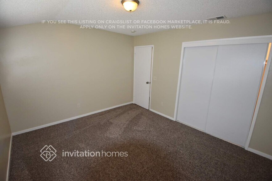 Building Photo - 1706 Barton Dr