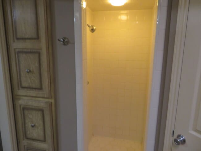 Building Photo - Nice Modern Home Located In Whisper Wood Near Tech. Includes access to pool & tennis court.