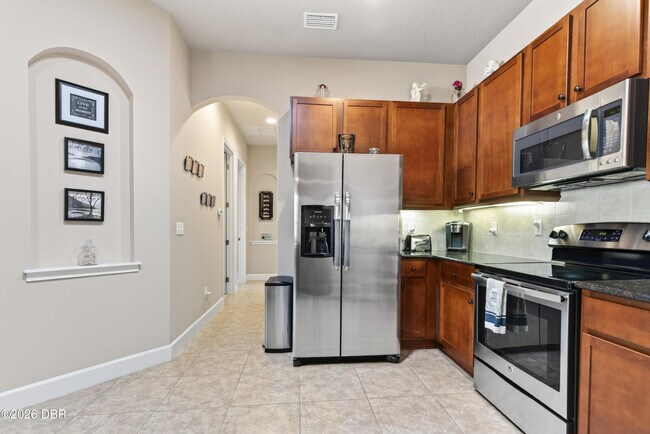 Building Photo - 1080 Kilkenny Ln