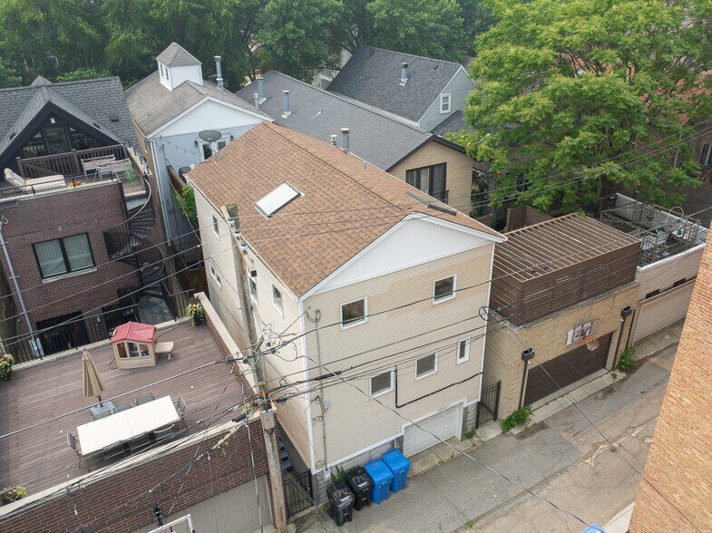 Building Photo - 1742 W Crystal St