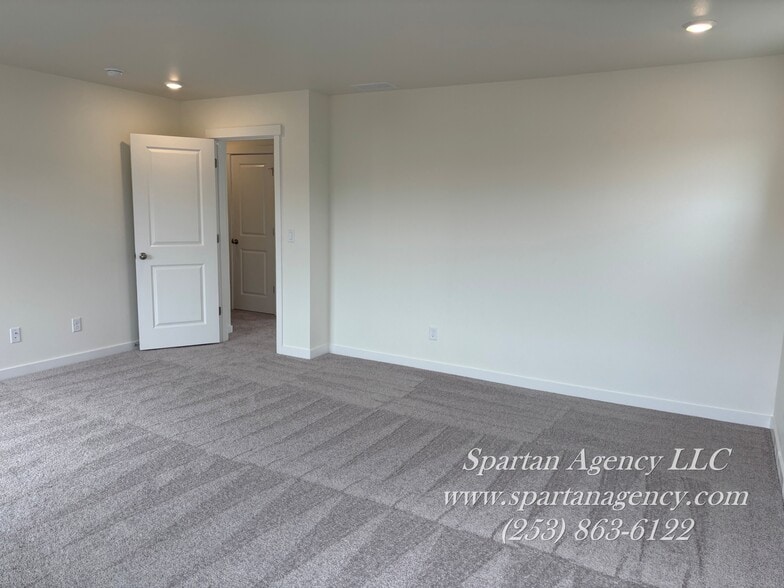 Building Photo - 17110 126th Street Ct E