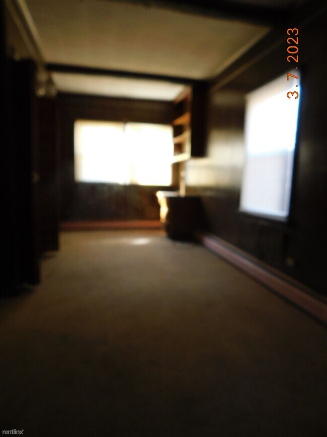 Building Photo - 2 br, 1 bath Duplex - 6230 Sedgefield Dr A...