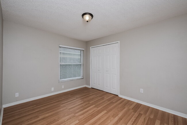Building Photo - 1808 Rudder Dr