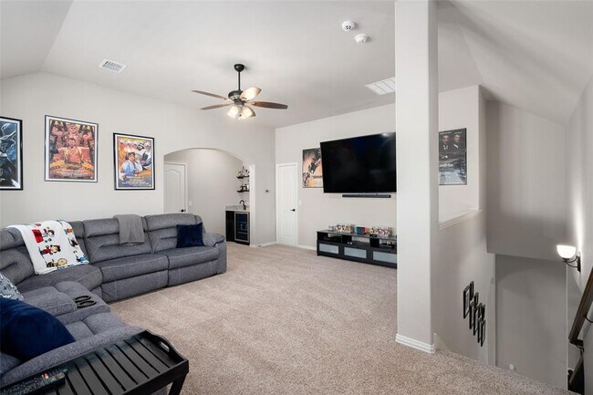 Building Photo - 1324 Thrasher Dr