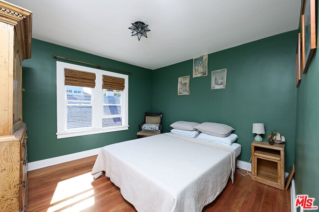 Building Photo - 34 Park Ave