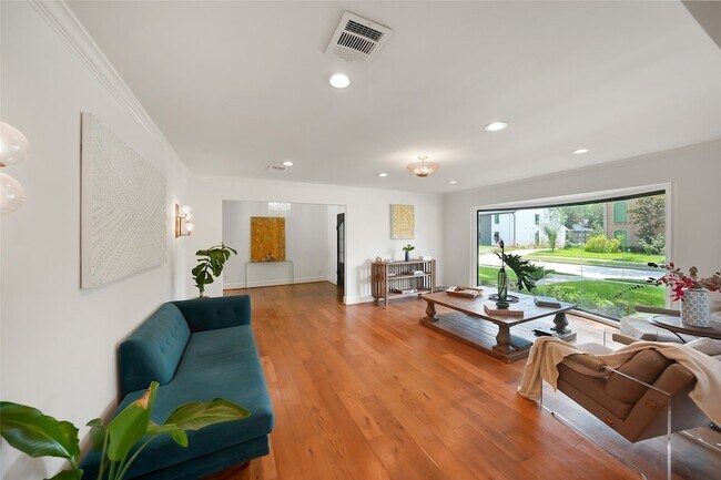 Building Photo - 9411 Endicott Ln