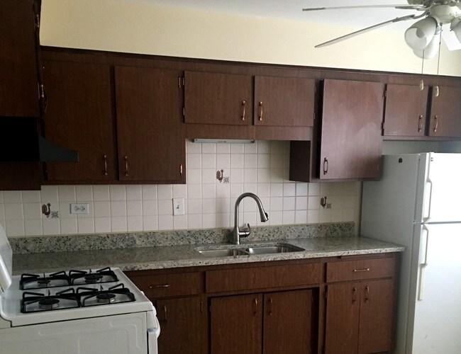 Building Photo - 9448 47th St