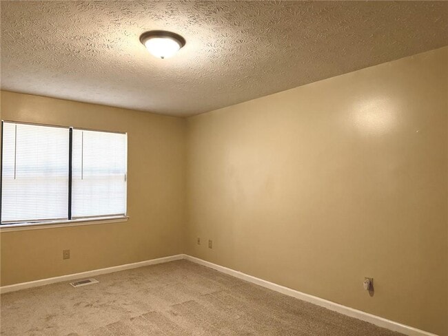 Building Photo - 7461 Cardinal Way