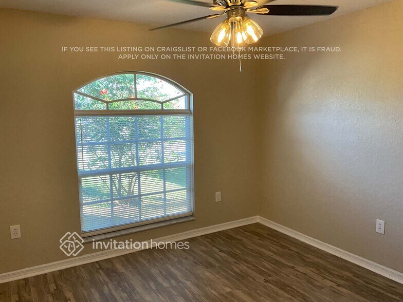 Building Photo - 3171 Huntington Ln