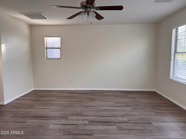 Building Photo - 1879 S Tucana Ln