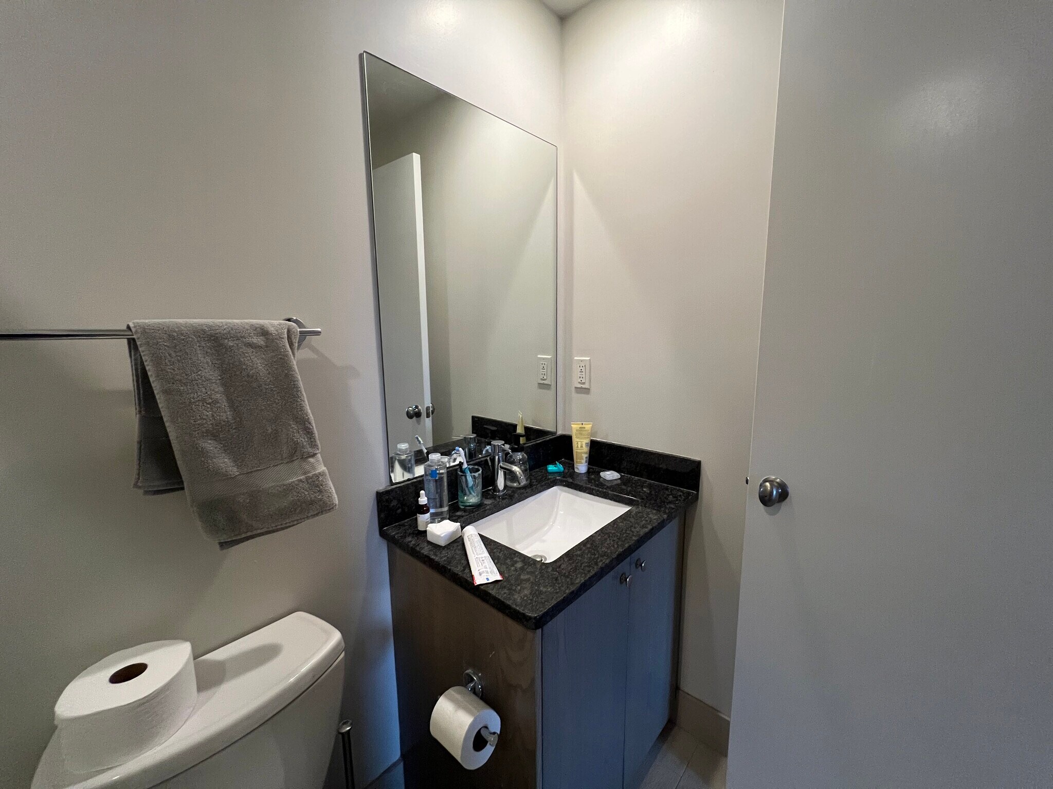 Building Photo - 450 Harrison Ave