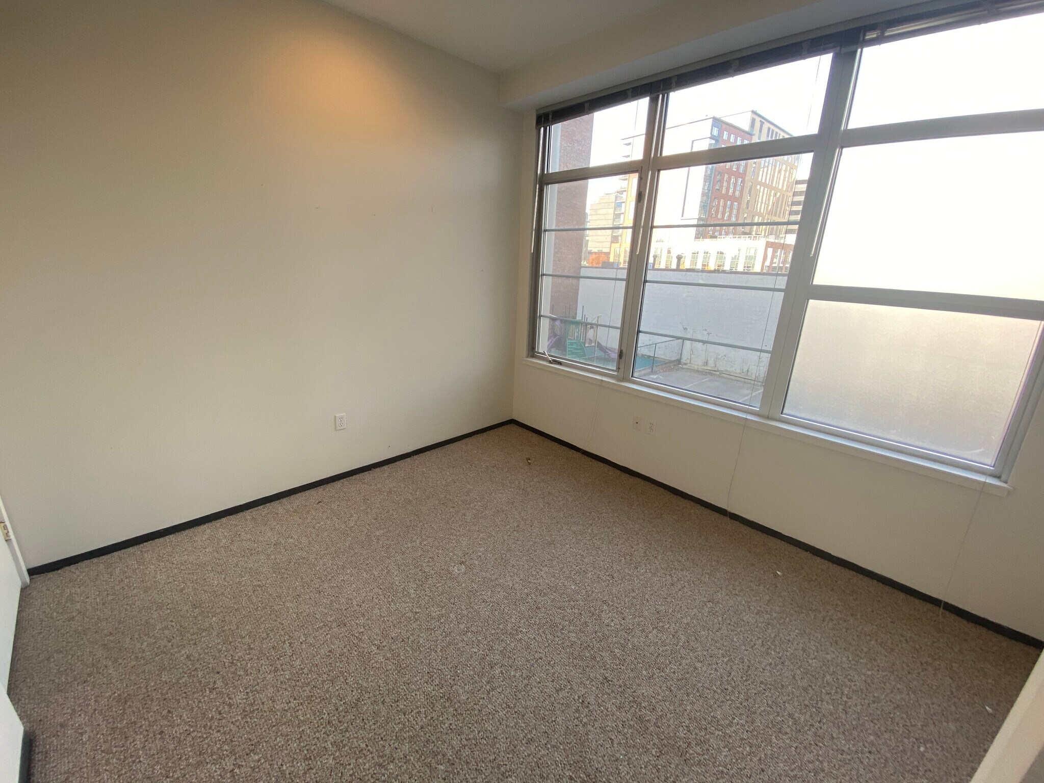 Building Photo - 379 Harrison Ave