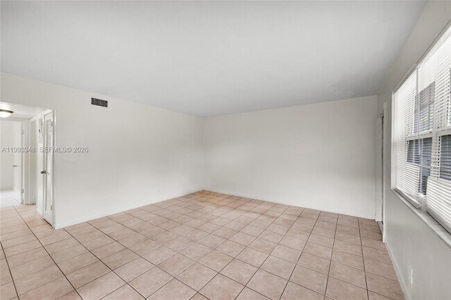 Building Photo - 2241 NW 59th Terrace