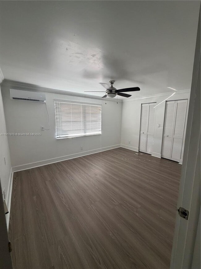 Building Photo - 9970 SW 40th Terrace