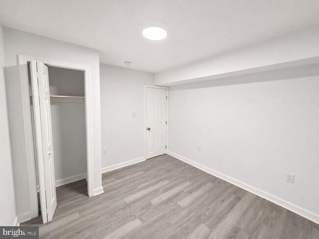 Building Photo - 4031 Park Heights Ave