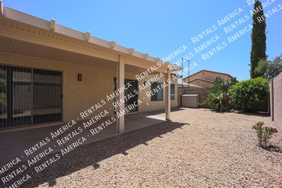 Building Photo - 2738 E Indian Wells Pl