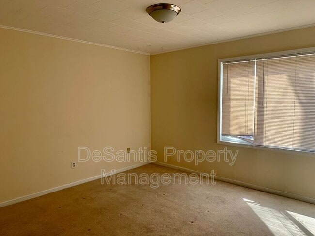 Building Photo - 3508 4th Ave