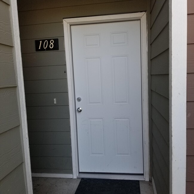 9917 Holly Dr 9917 Holly Dr Everett WA 98204 Apartment Finder