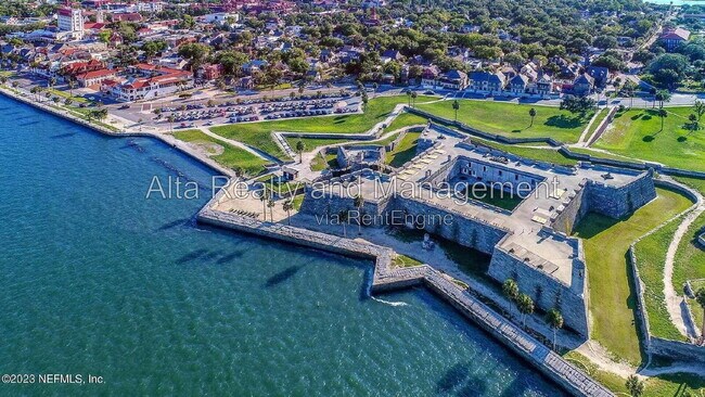 Building Photo - 39 Tidal Bch Ave